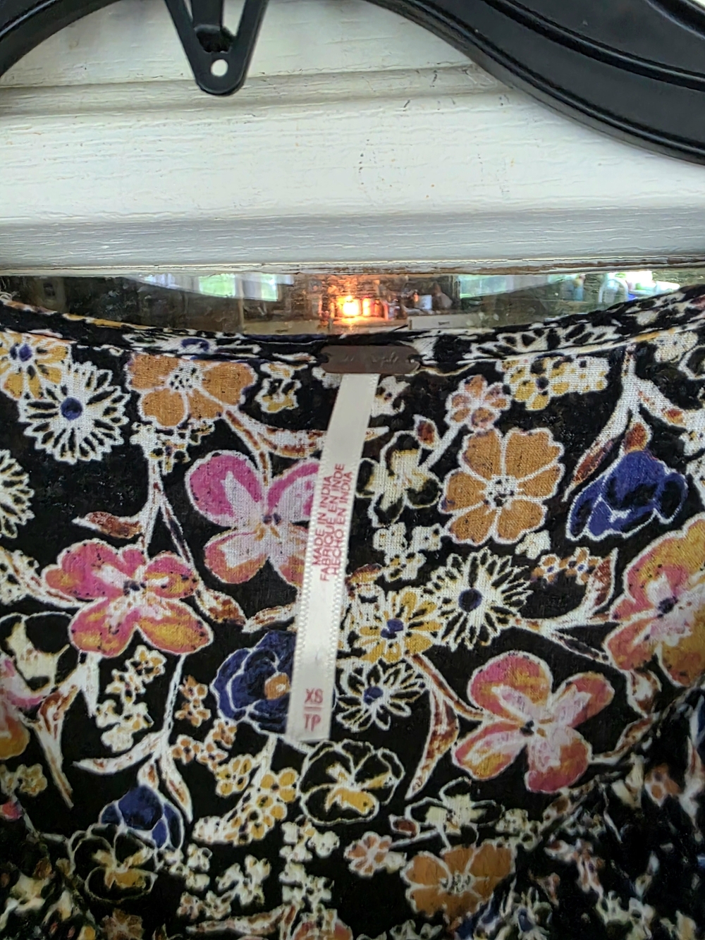 Free People Milania Black Floral Maxi Sz XS Flaw - Picture 4 of 5